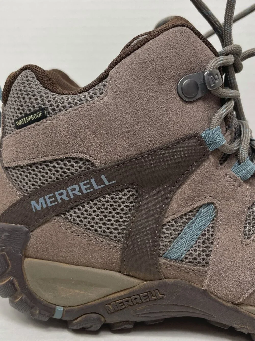 Merrell Deverta 2 Hiking Boots Women's Size 9.5 J034744 Shoes Mid Waterproof